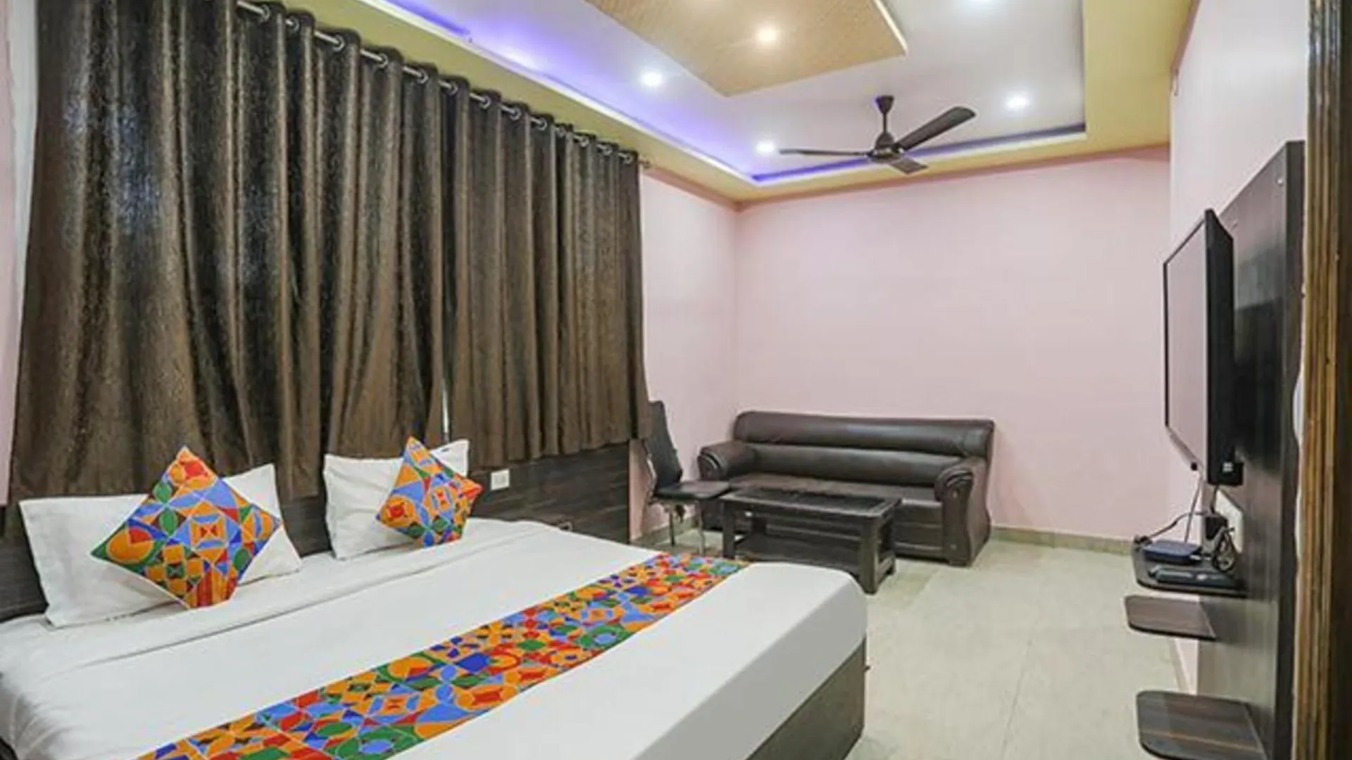 Fabexpress Banarasi Kothi Hotel Varanasi